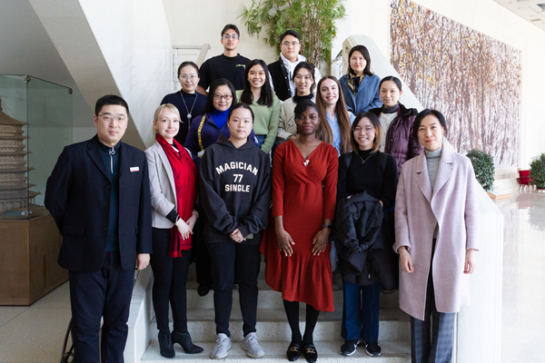 aaa47633fb1441f69bea47771d2ef258.jpg 006A6400_1s.jpg