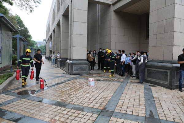 1d0f5d99629249b5b7713858727589d6.jpg 006A1468.jpg