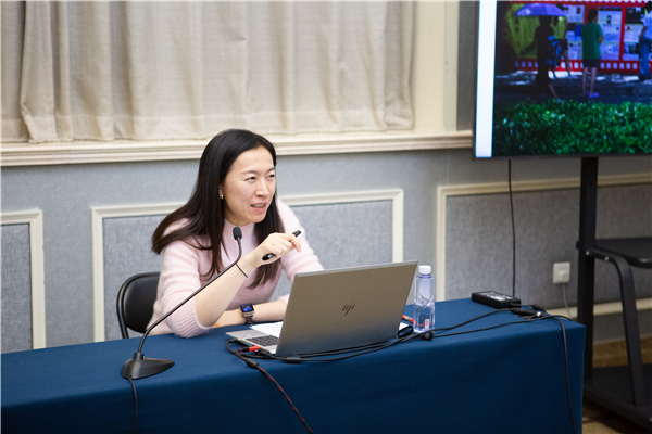 5d1d3fb8674241c6a3402db430b213c9.jpg deyifenjin02.jpg