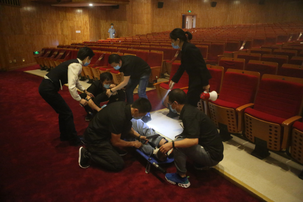 ea0d461ee0c54a038a7958c52e9dc7c4.jpg 006A1452.jpg