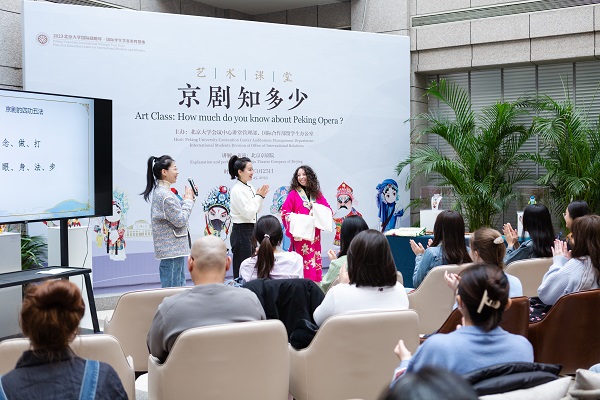 8945cbef61fe4b9bae2c4422812d8d31.jpg 006A98711.jpg