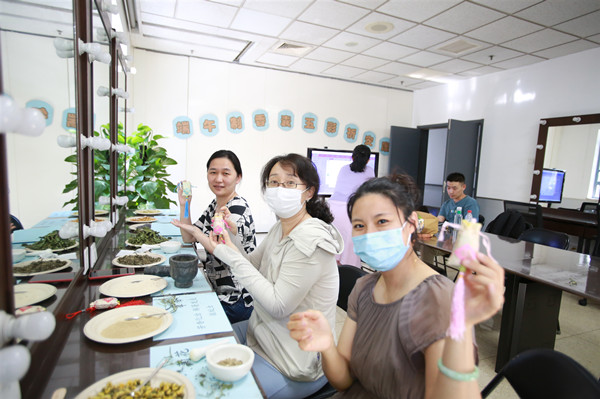 1a9a803f19b74c5a8aa4fe950093950d.jpg 006A1219_??.jpg