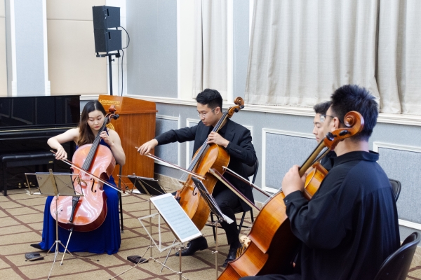 b4d52037d2164f8a86faba65ae0a731d.jpg s.jpg