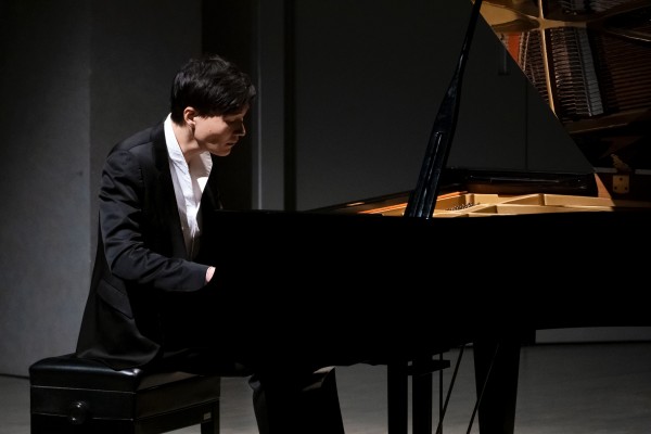 76b8a24824714901b0db7acad0aca39f.jpg page2.jpg