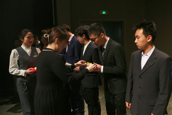 5707d8706d724bb1921e2945612d8d24.jpg 2027.jpg